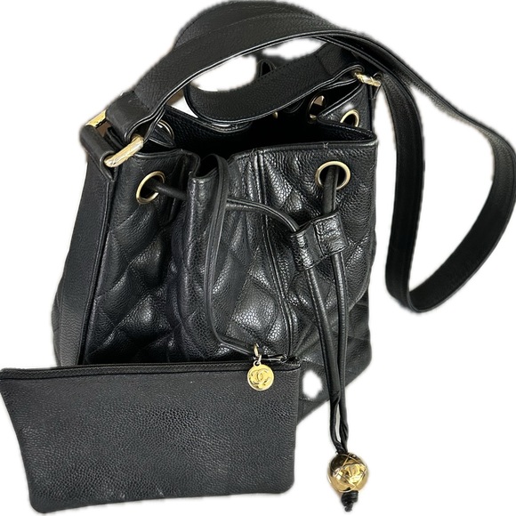 Chanel Vintage Black Caviar Quilted Bag - Picture 5 of 6